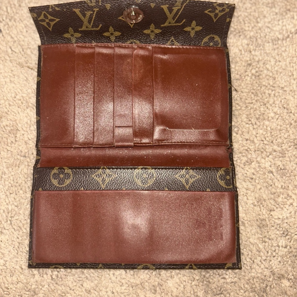Louis Vuitton Monogram Canvas Brown & Gold Continental Wallet - Picture 8 of 9